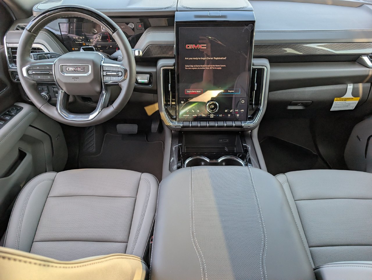 New 2026 GMC Yukon Elevation w/ Elevation Premium Package RWD image 8