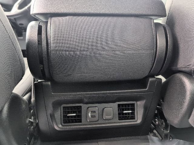 Used 2022 Chevrolet Silverado 2500 LT w/ Convenience Package image 28