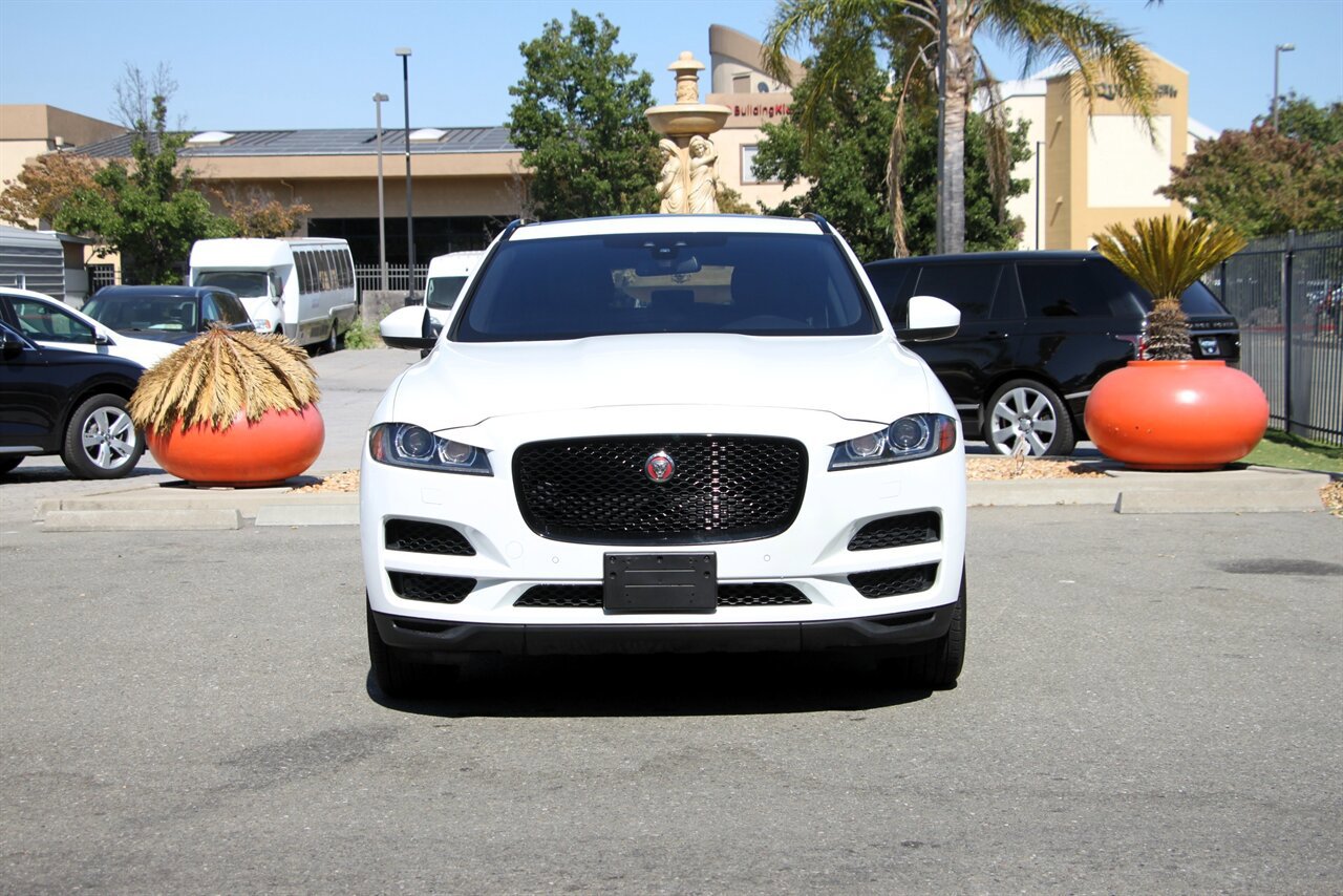 Used 2018 Jaguar F-PACE Premium image 2