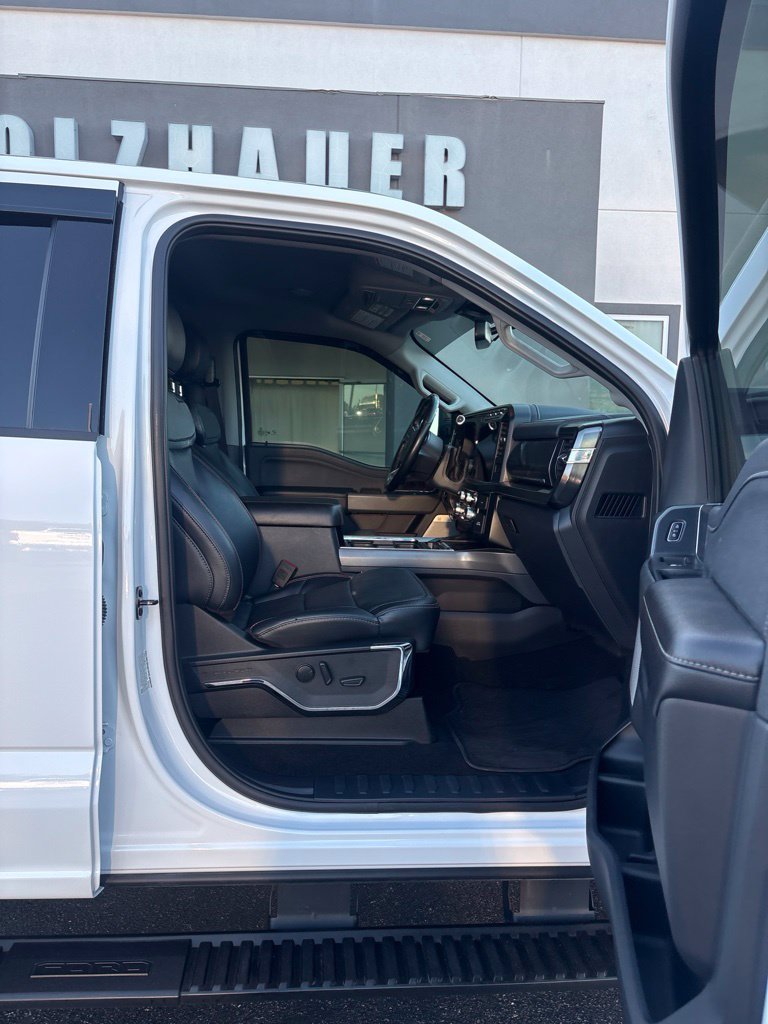Used 2024 Ford F350 Lariat w/ Lariat Ultimate Package AWD/4WD image 24