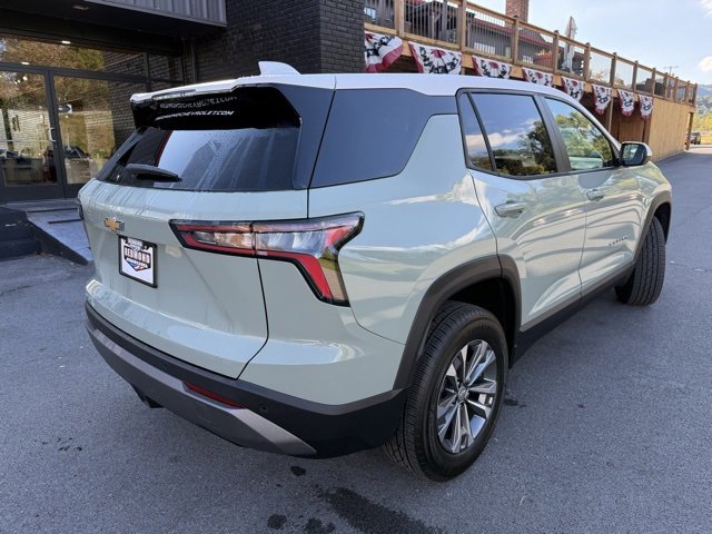 New 2026 Chevrolet Equinox LT image 8