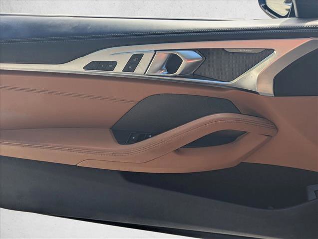 Used 2022 BMW M850i xDrive Convertible image 12