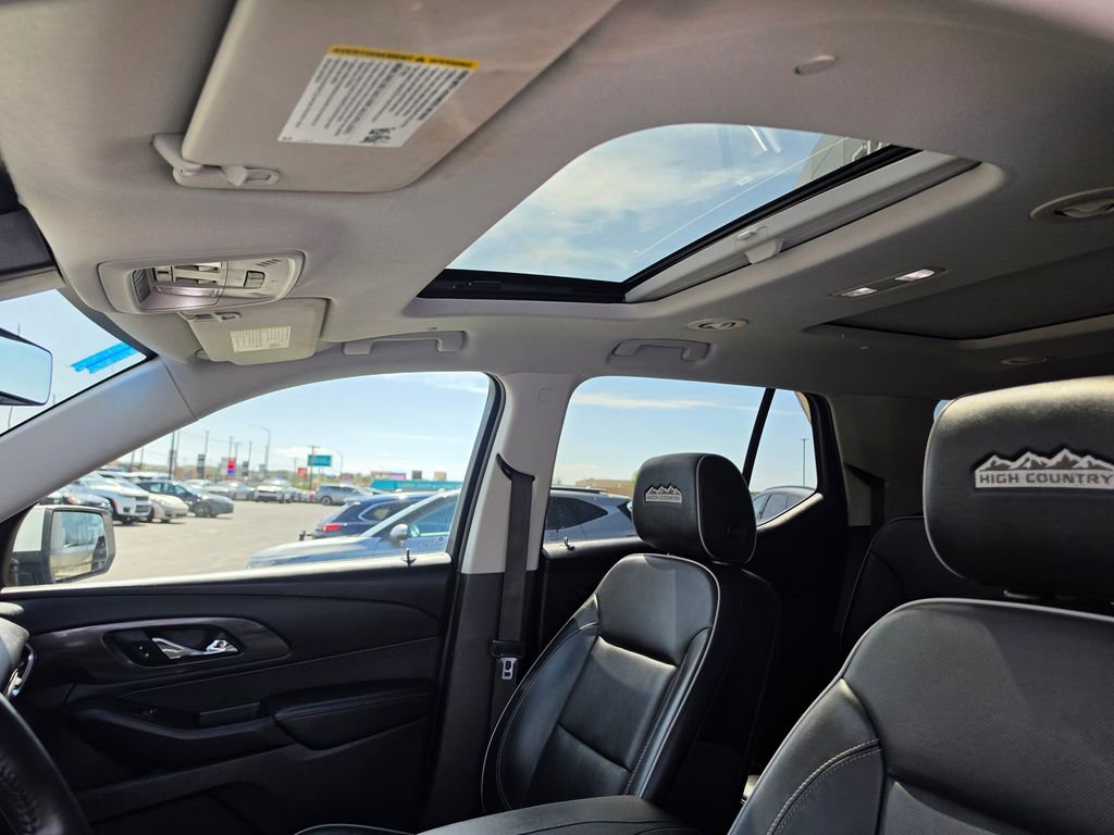 Used 2021 Chevrolet Traverse High Country AWD/4WD image 11