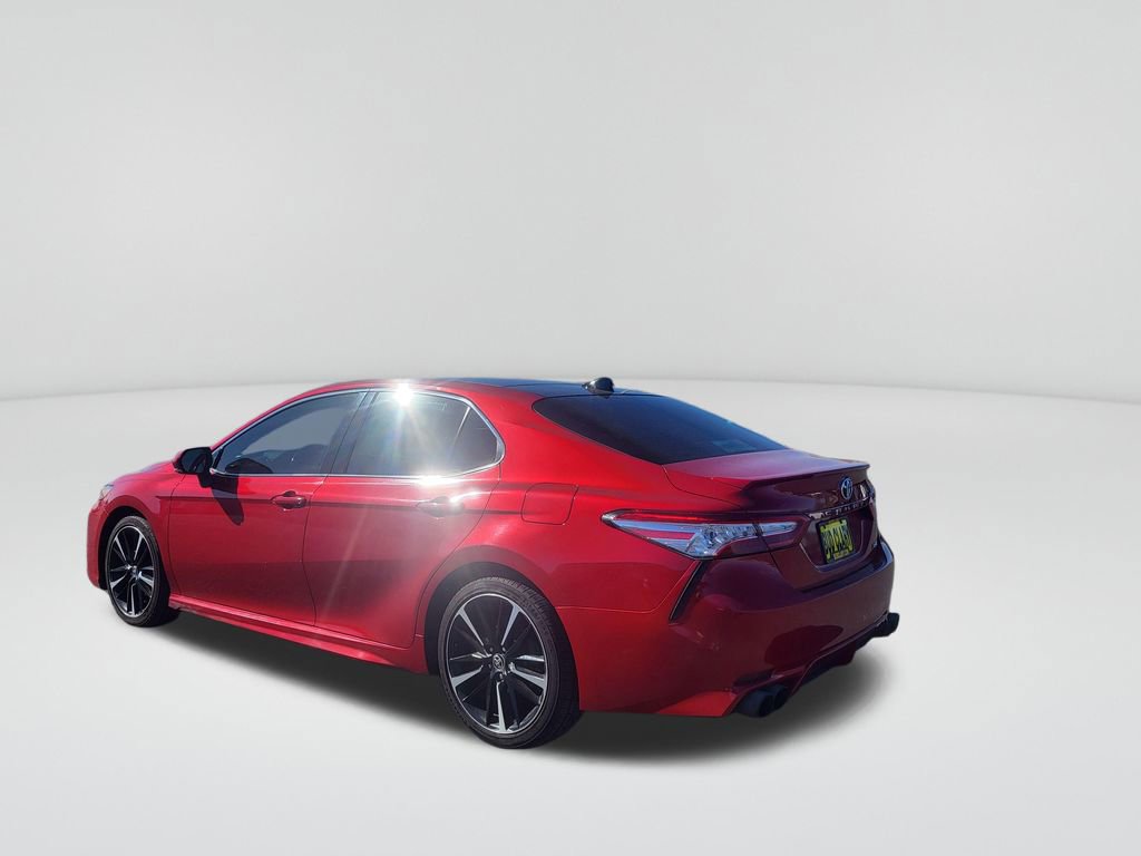 Used 2020 Toyota Camry XSE image 3