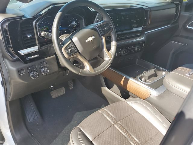 Used 2024 Chevrolet Silverado 3500 High Country w/ High Country Premium Package AWD/4WD image 18