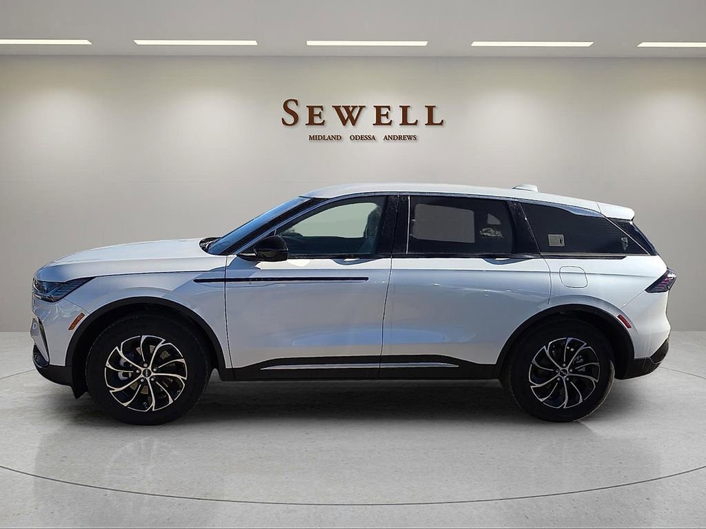 New 2026 Lincoln Nautilus Premier AWD/4WD image 2