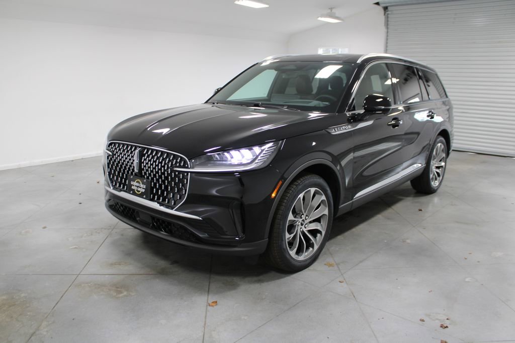 New 2026 Lincoln Aviator Reserve image 3
