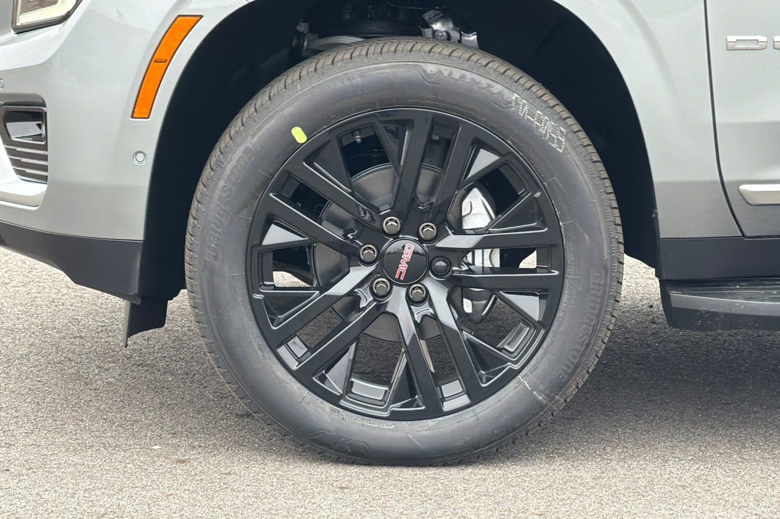 New 2026 GMC Yukon XL Denali image 31