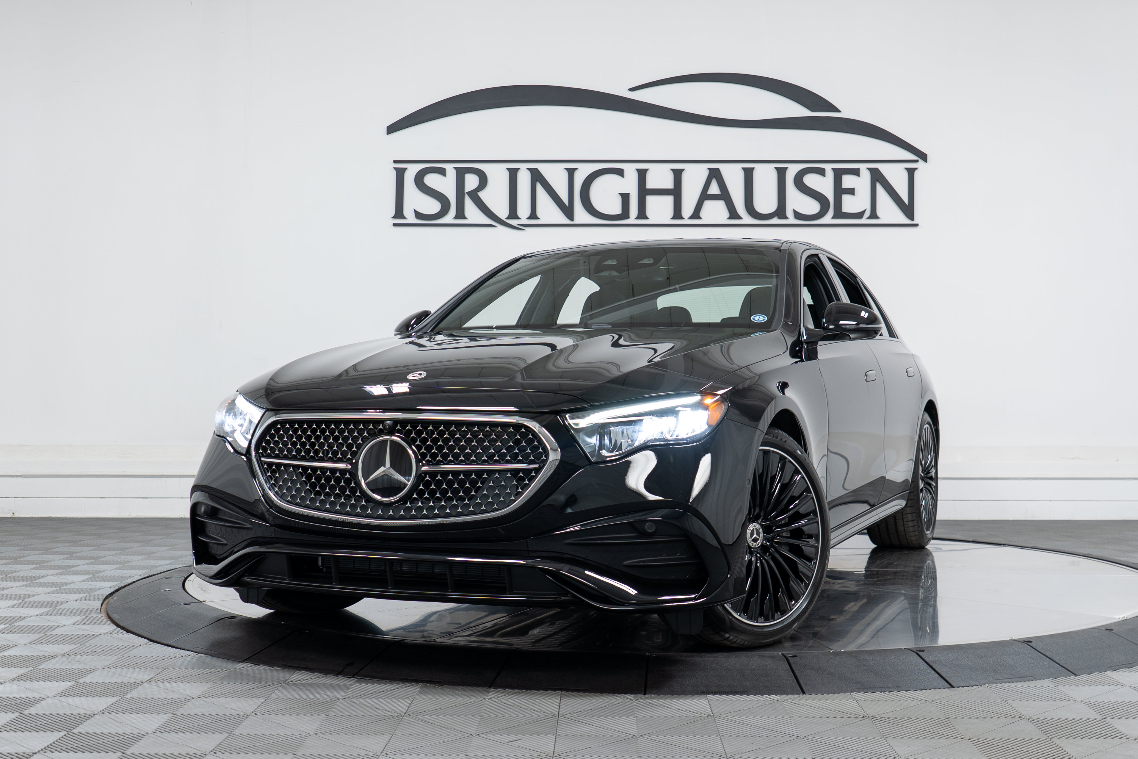 New 2027 Mercedes-Benz E 450 4MATIC Sedan image 26