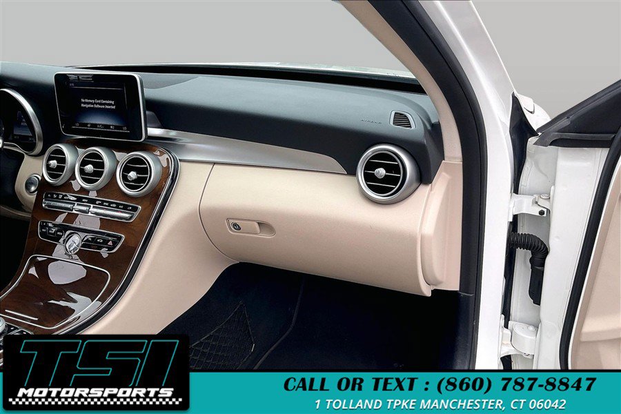 Used 2015 Mercedes-Benz C 300 4MATIC Sedan image 17