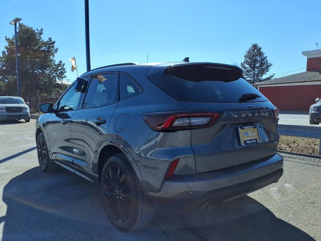 Certified 2023 Ford Escape ST-Line Elite AWD/4WD image 7