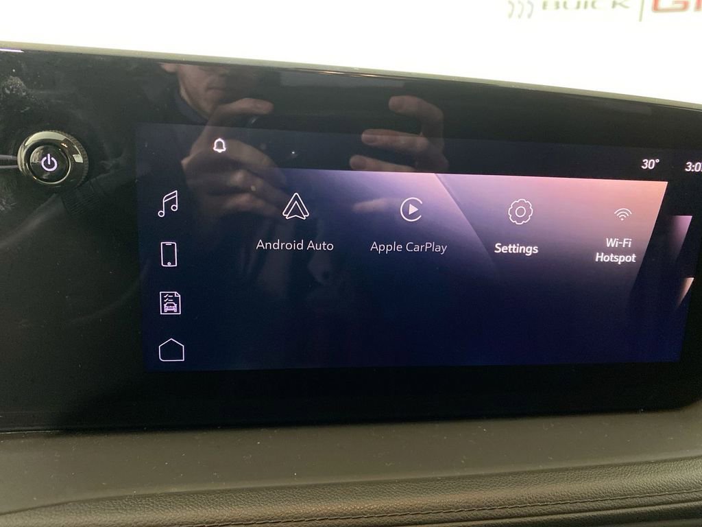 Certified 2024 Buick Encore GX Preferred w/ Comfort Package AWD/4WD image 16