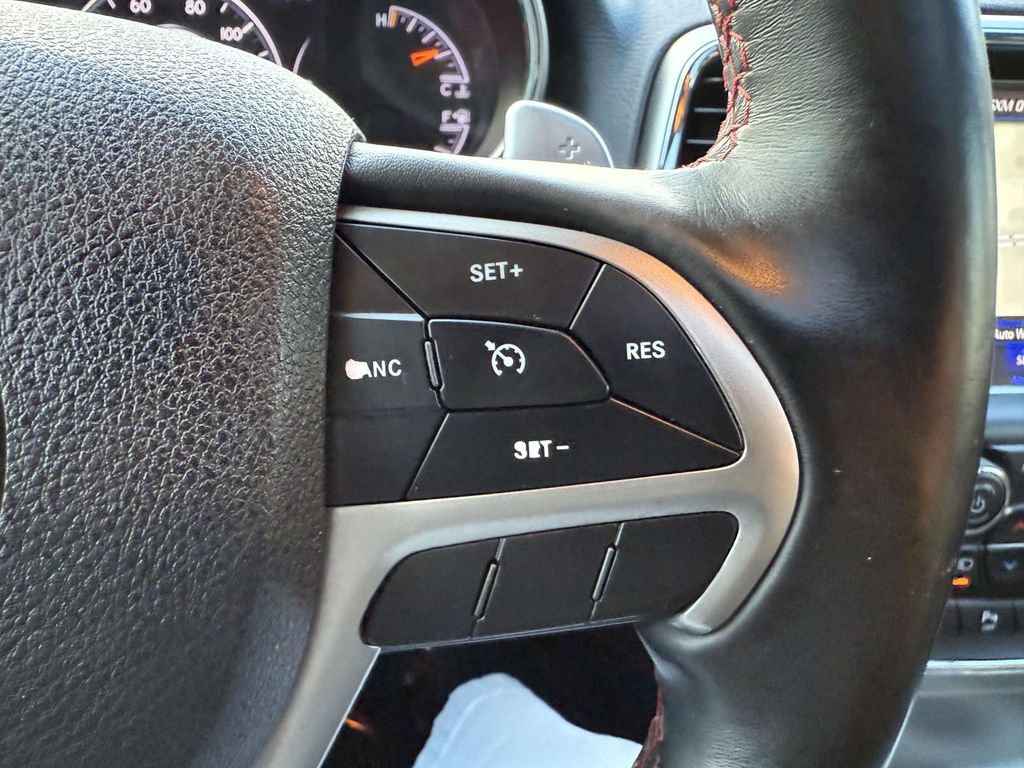 Used 2018 Jeep Grand Cherokee Trailhawk w/ Trailhawk Luxury Group AWD/4WD image 23