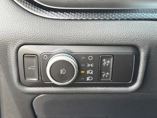 Used 2023 Ford Explorer ST image 28