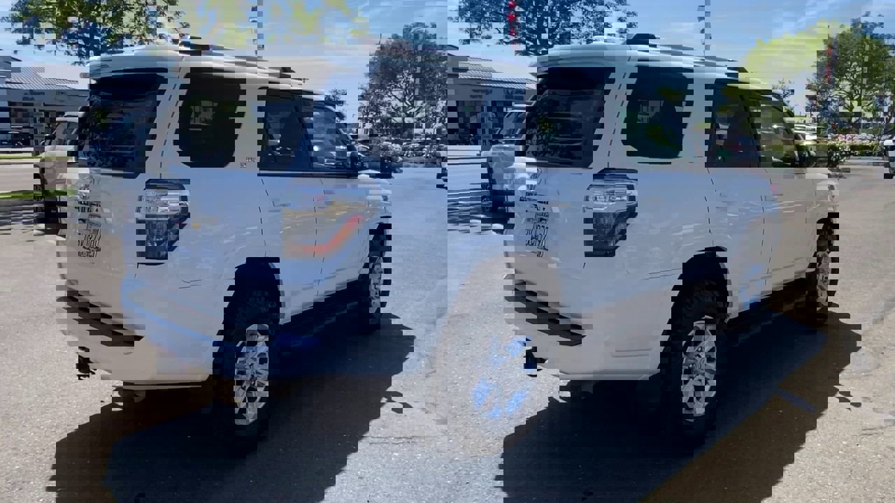 Used 2021 Toyota 4Runner SR5 Premium image 7