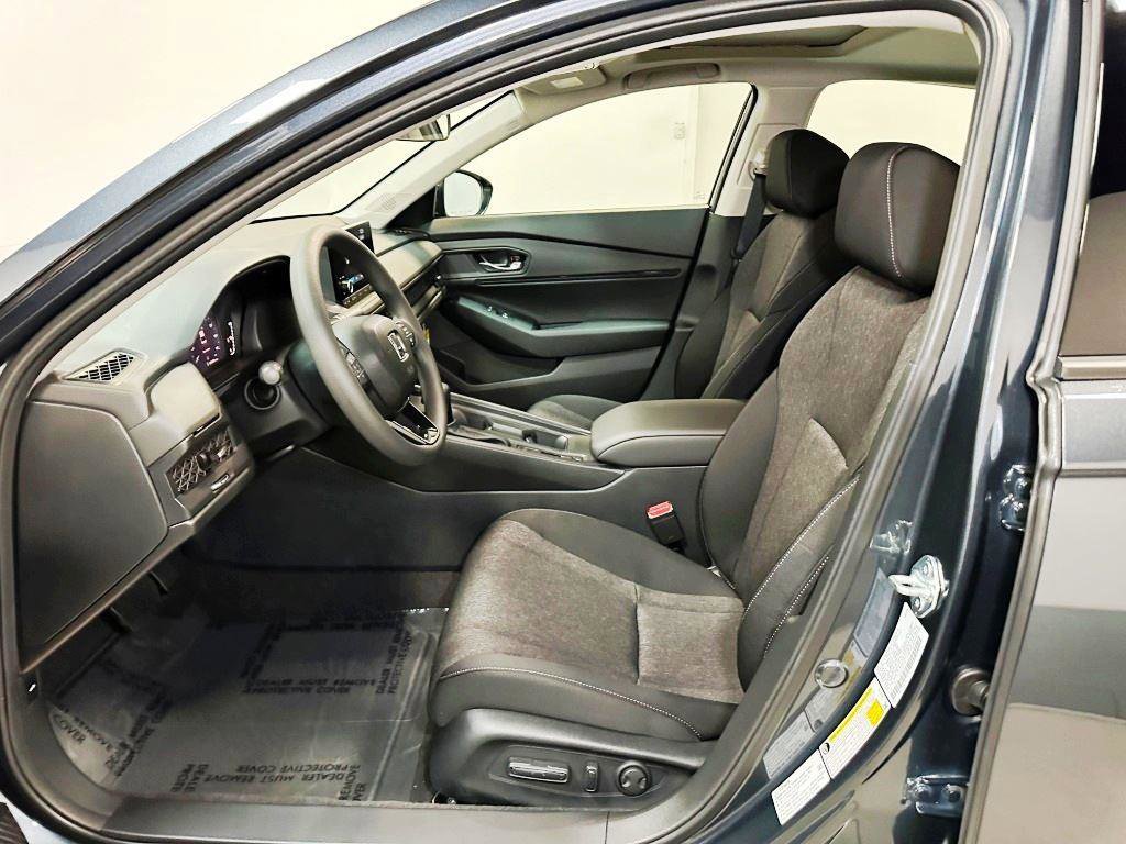 New 2025 Honda Accord SE image 14