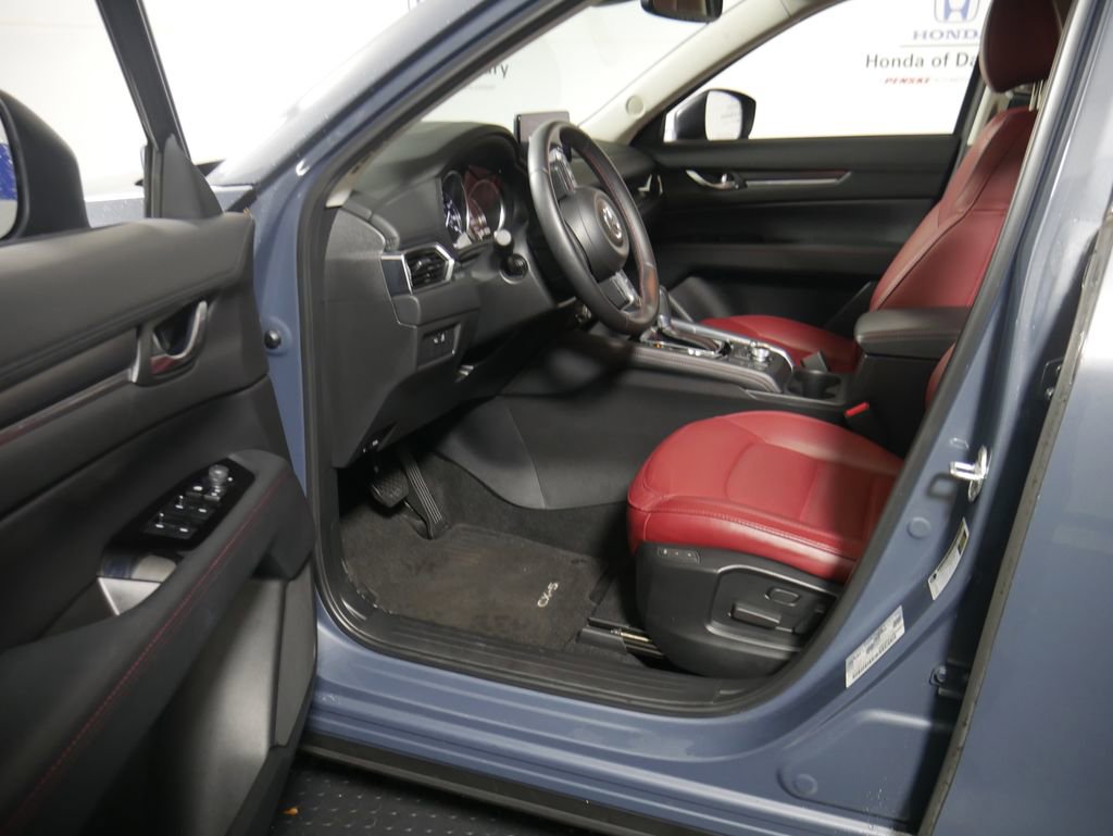 Used 2023 MAZDA CX-5 Carbon Edition image 28