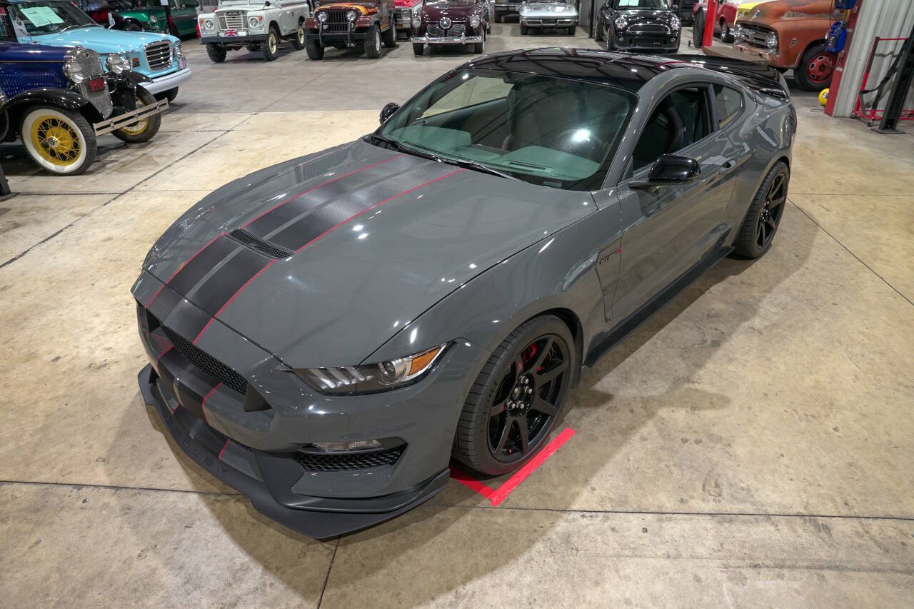 Used 2018 Ford Mustang Shelby GT350R w/ GT350R Equipment Group 920A RWD image 15