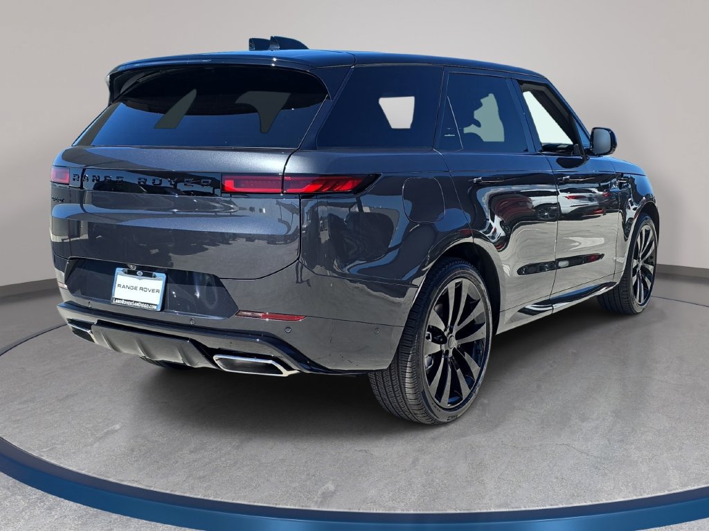 New 2027 Land Rover Range Rover Sport Dynamic SE AWD/4WD image 5