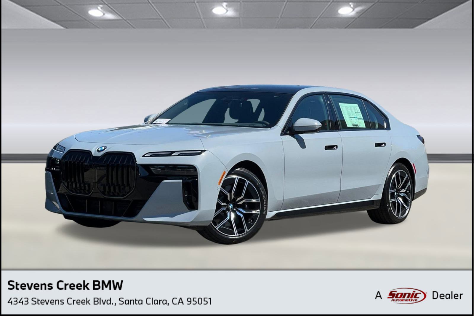 New 2025 BMW 740i image 1