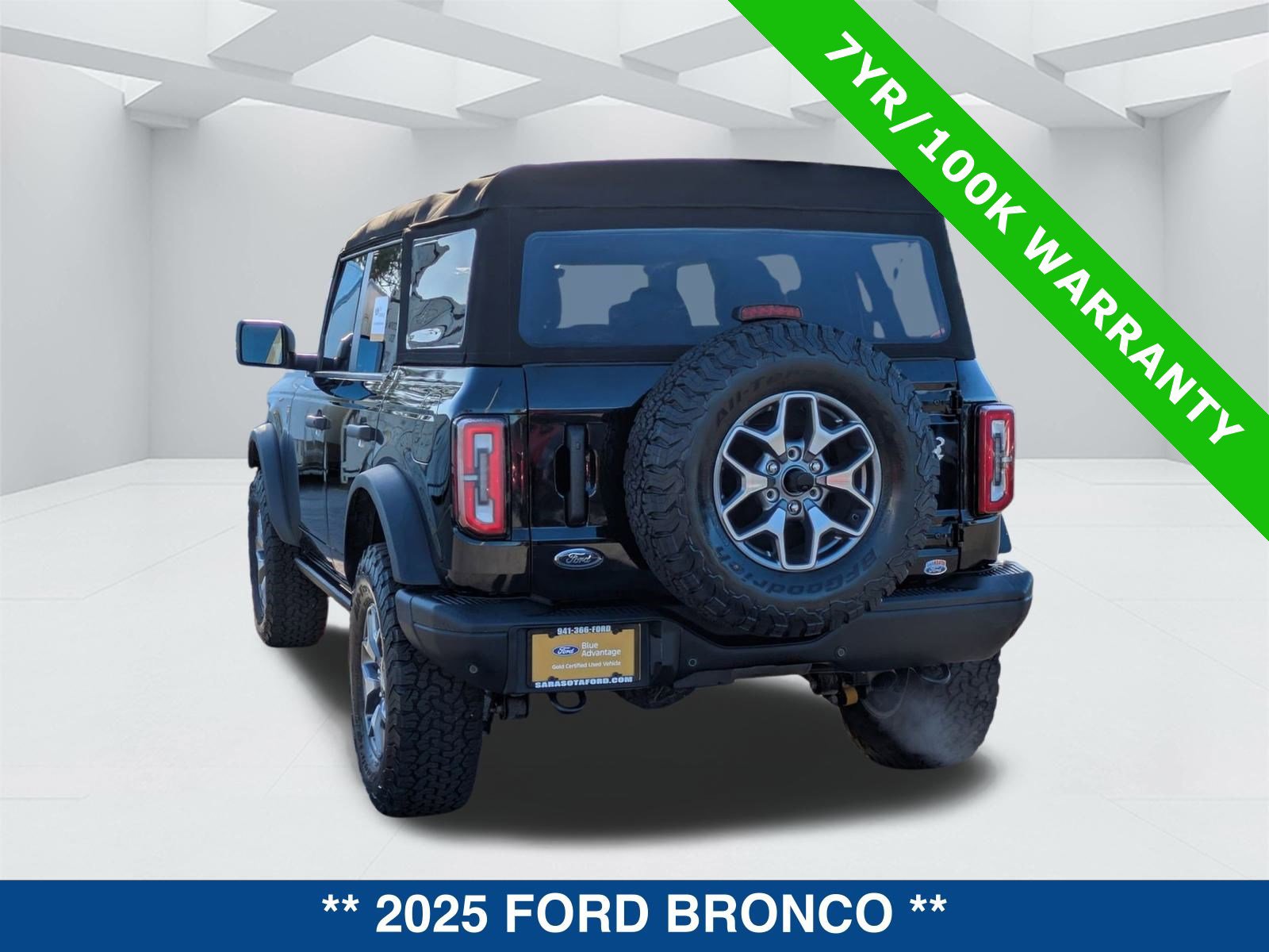 Certified 2025 Ford Bronco Badlands image 6