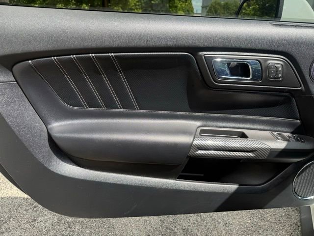 Used 2017 Ford Mustang GT Premium w/ Equipment Group 401A RWD image 16