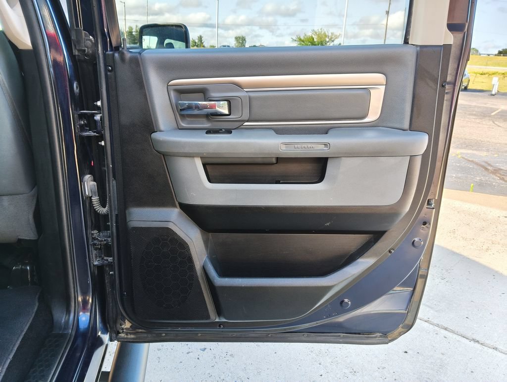 Used 2016 RAM 1500 Outdoorsman AWD/4WD image 23