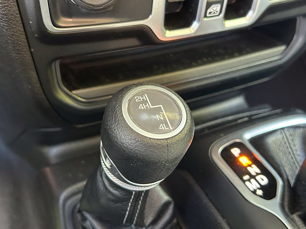Certified 2025 Jeep Gladiator Sport AWD/4WD image 27