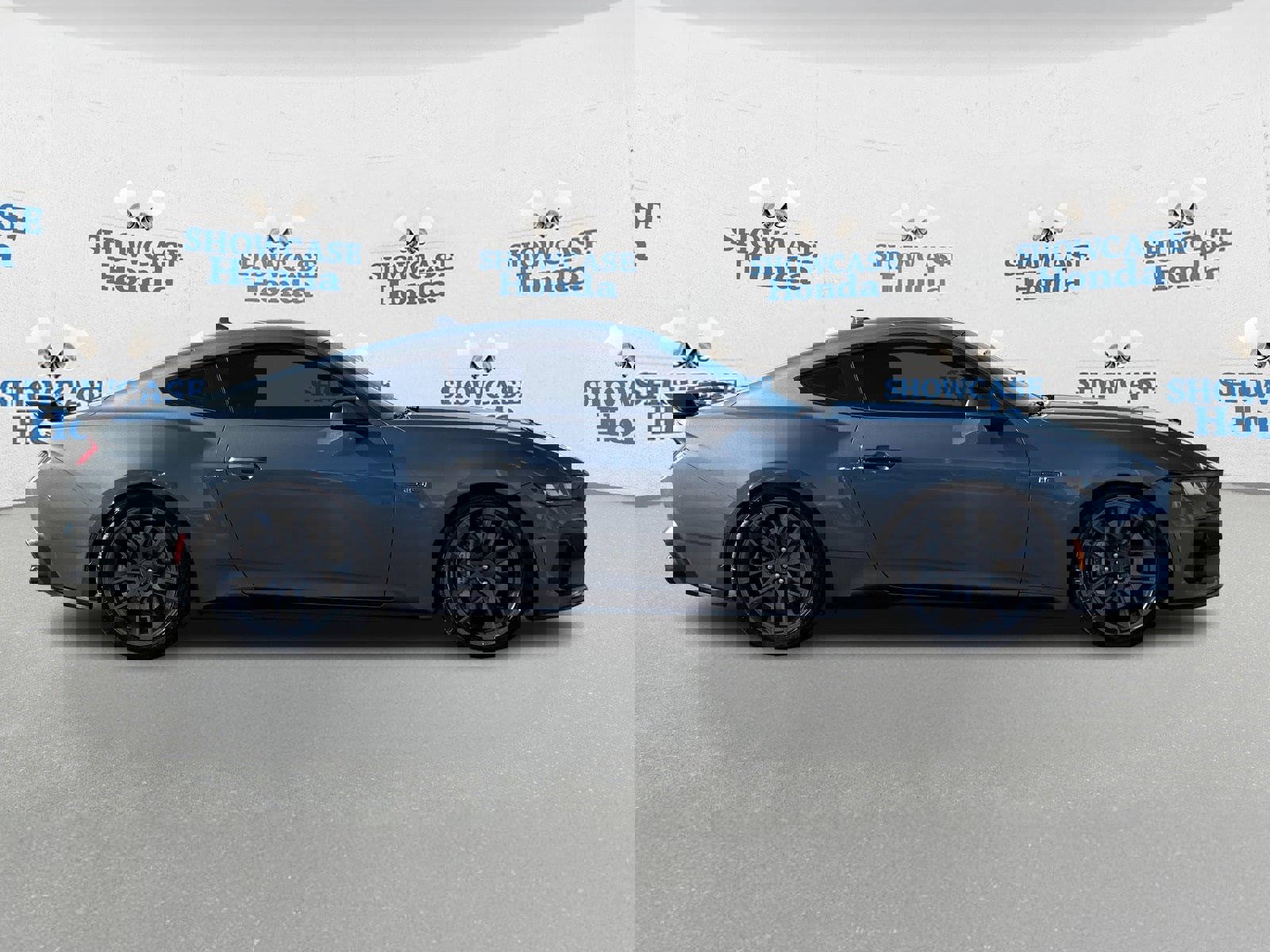 Used 2024 Ford Mustang GT Premium image 9