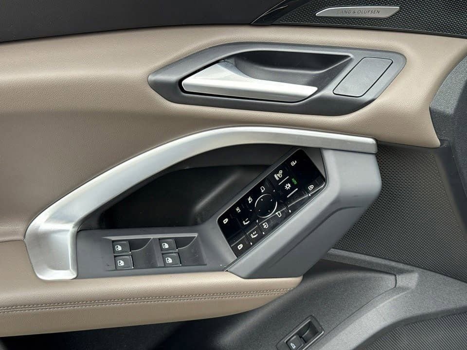 Certified 2025 Audi Q5 Premium Plus w/ Premium Plus image 17
