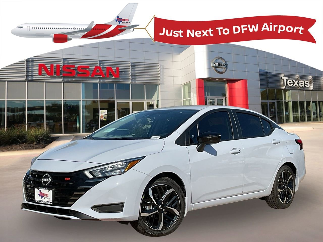 New 2025 Nissan Versa SR w/ Trunk Package