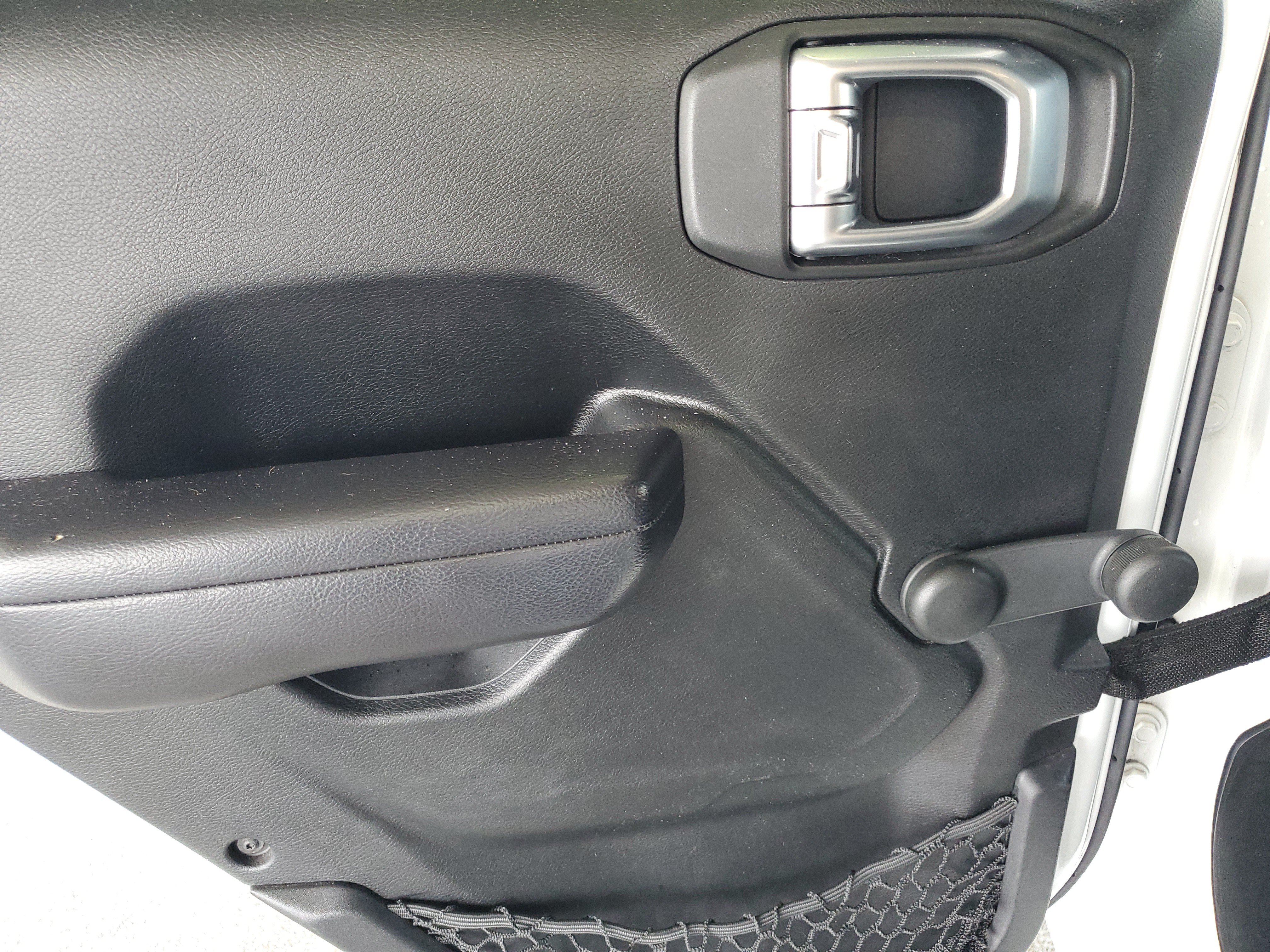 Used 2018 Jeep Wrangler Unlimited Sport AWD/4WD image 13