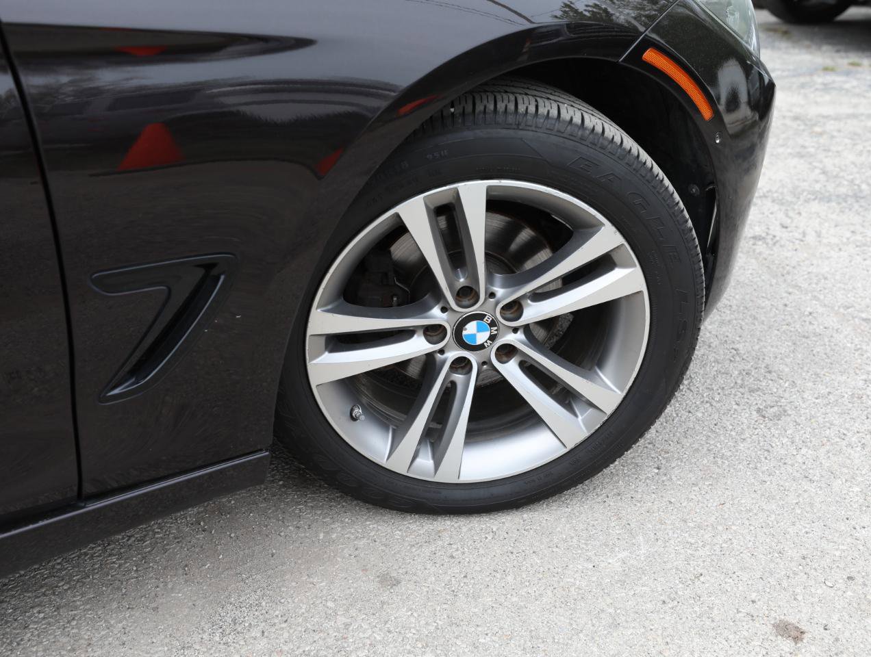 Used 2016 BMW 328i Gran Turismo xDrive AWD/4WD image 12