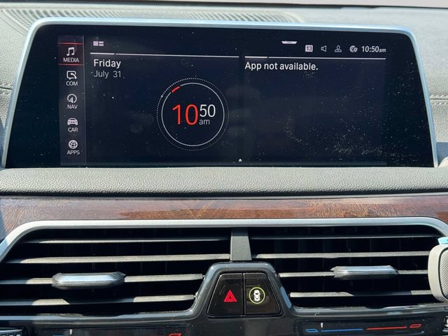 Used 2021 BMW 750i xDrive w/ M Sport Package AWD/4WD image 34
