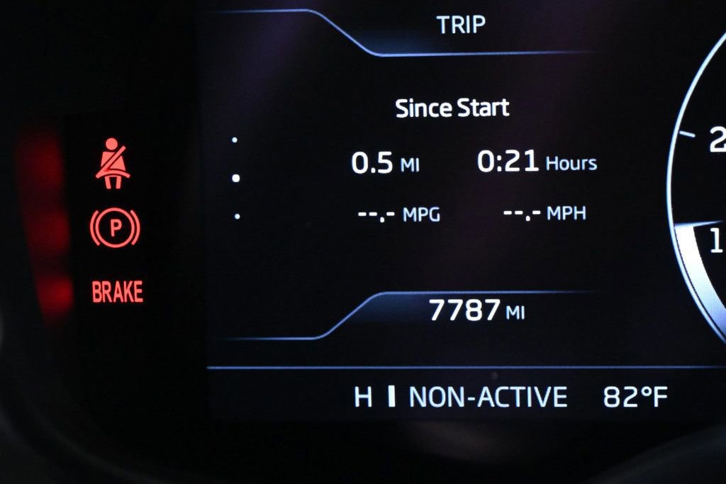 Used 2023 McLaren GT image 12