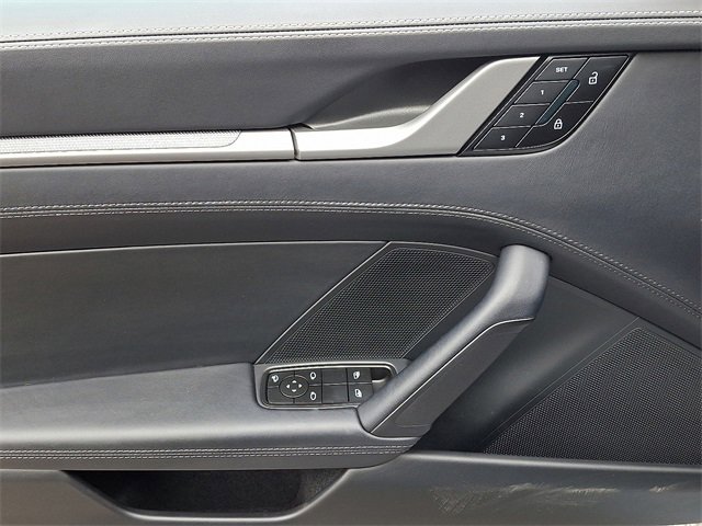 Used 2025 Porsche 911 Carrera image 17