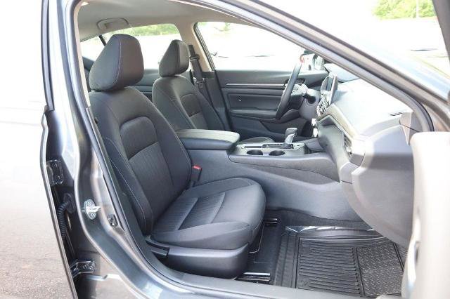 Certified 2025 Nissan Altima 2.5 SV FWD image 23