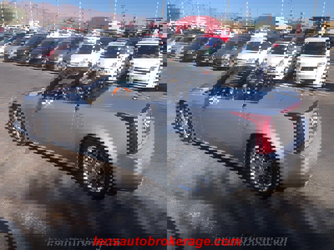 Used 2004 Cadillac XLR image 25