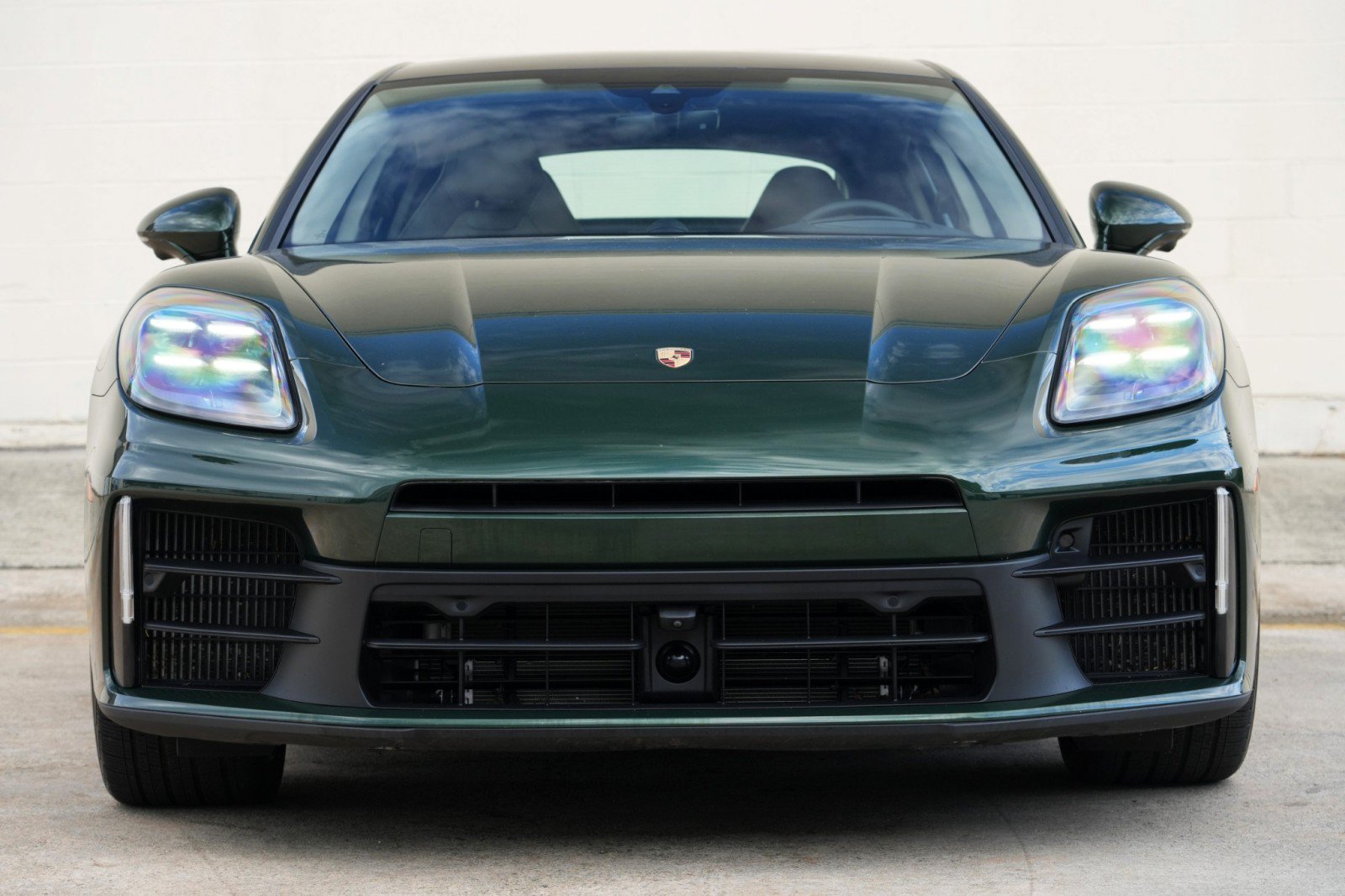 Used 2025 Porsche Panamera 4S w/ Premium Package AWD/4WD image 7