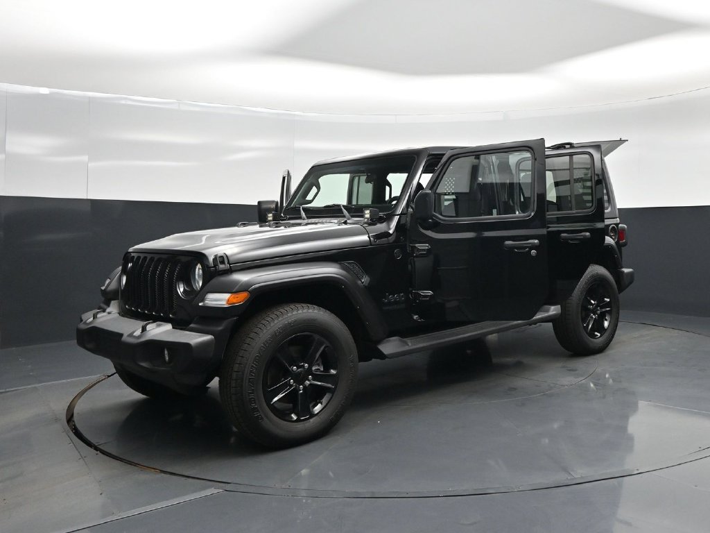 Used 2022 Jeep Wrangler Unlimited Sport AWD/4WD image 32