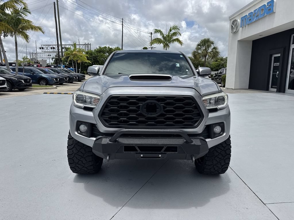 Used 2017 Toyota Tacoma TRD Sport w/ Tow Package RWD image 8