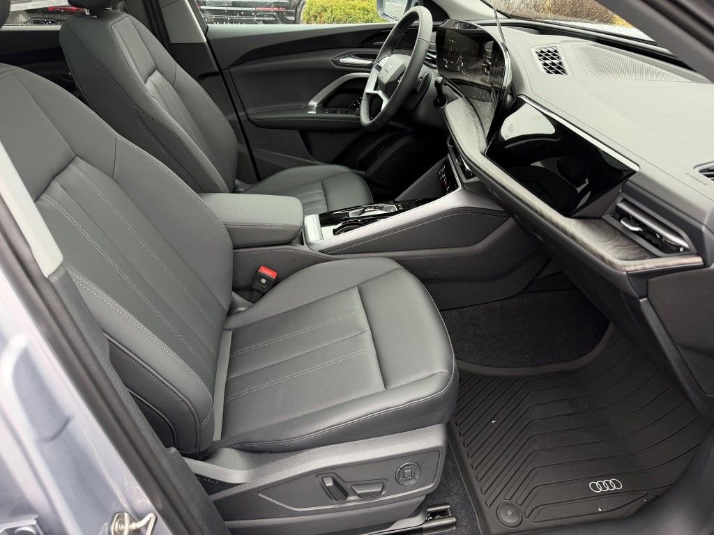New 2025 Audi Q5 2.0T Premium Plus image 9