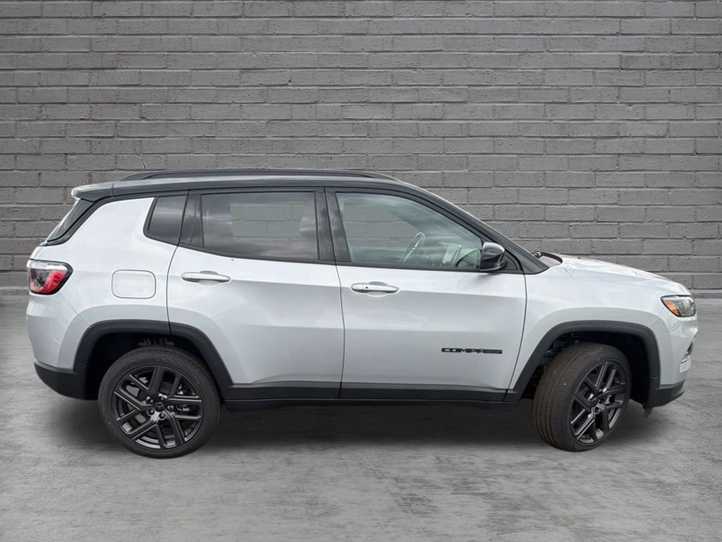 New 2026 Jeep Compass Limited AWD/4WD image 9