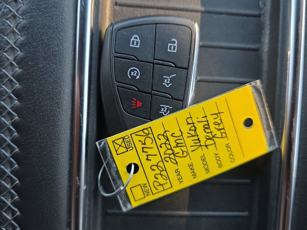 Used 2022 GMC Yukon Denali image 22