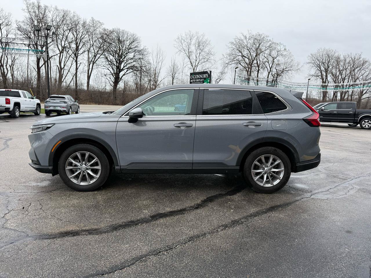 Used 2025 Honda CR-V EX image 6