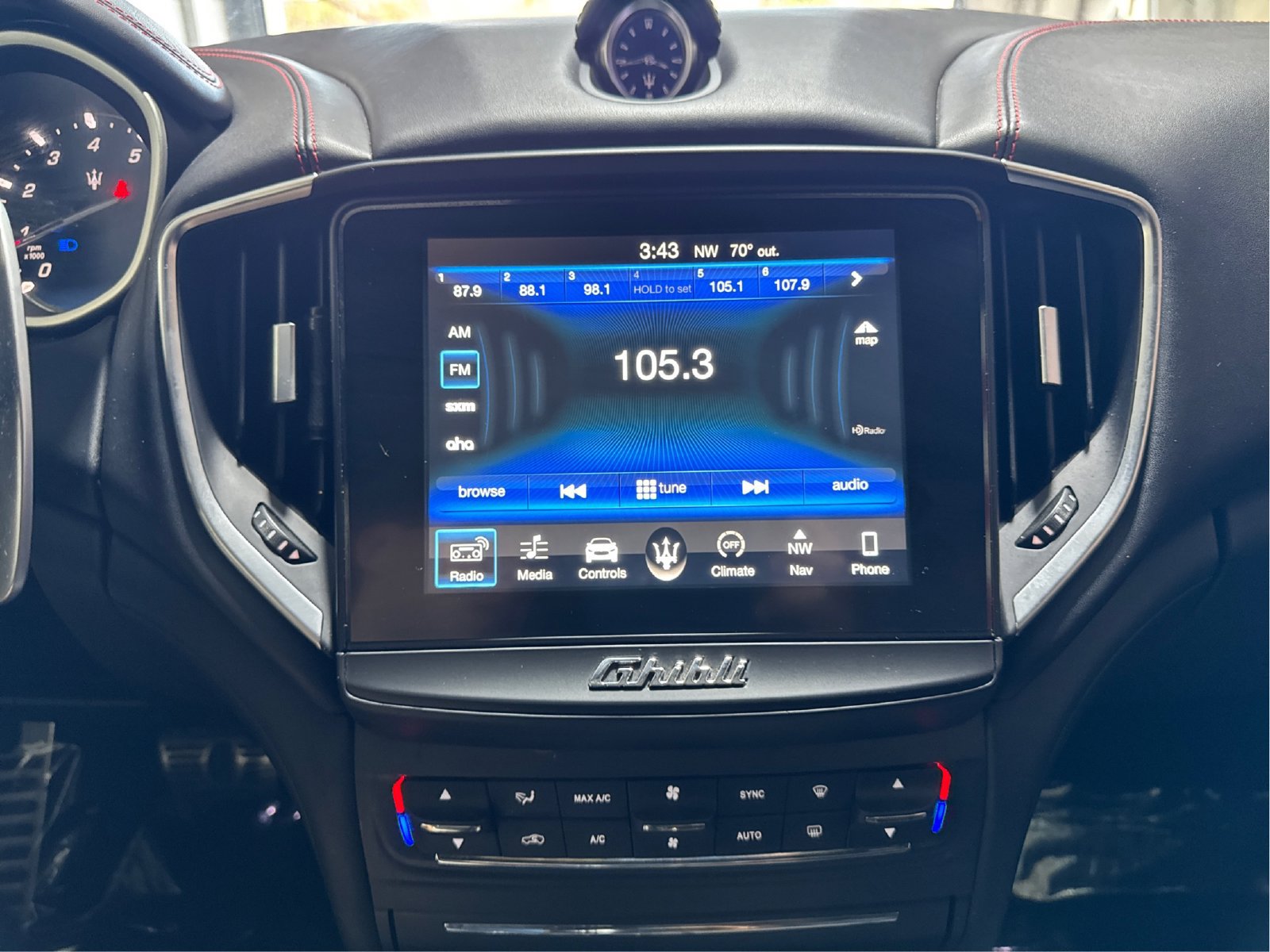 Used 2018 Maserati Ghibli S RWD image 15