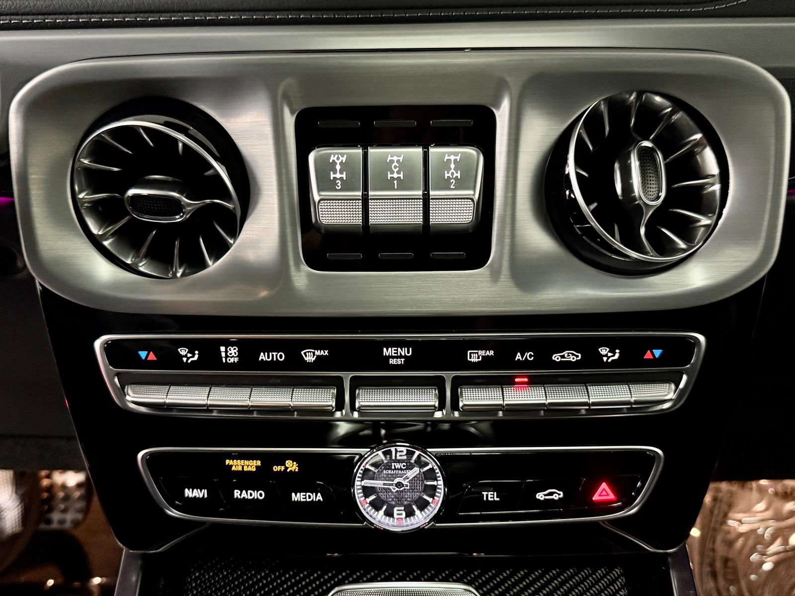 Certified 2023 Mercedes-Benz G 63 AMG 4MATIC image 33