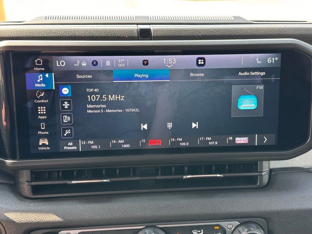 Used 2024 Jeep Wrangler Unlimited image 28