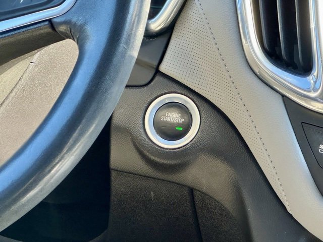 Used 2018 Chevrolet Equinox Premier image 20