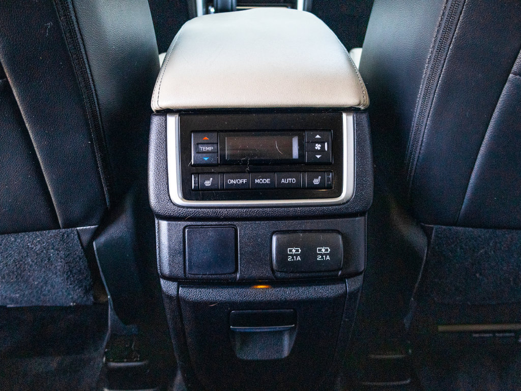 Used 2022 Subaru Ascent Limited w/ Technology Package AWD/4WD image 23